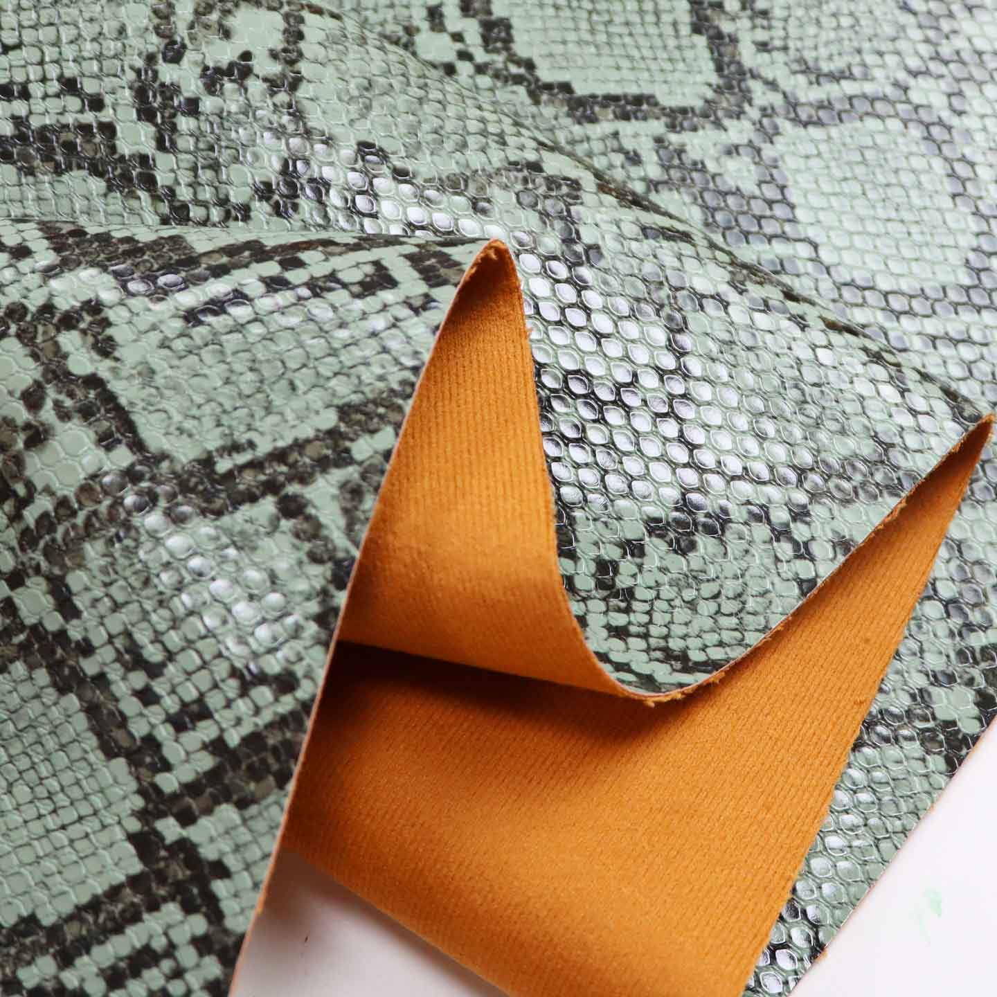 Premium na Microfiber na Balat